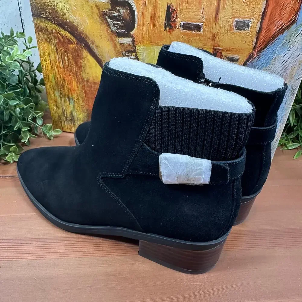 Bella Vita Women's Dora Side‎ Buckle Inside Zip Ankle Booties Size 5